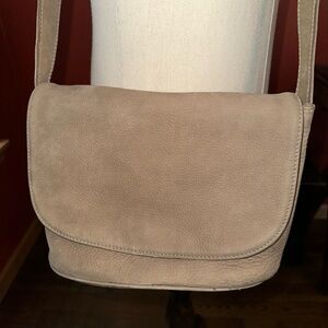 Vintage Coach 4935 Sand